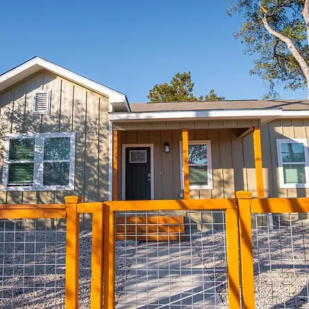Escape To 4Br3Ba Downtown Home Brand New
